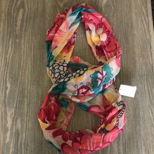 🆕 Francesca’s Infinity Scarf 🧣